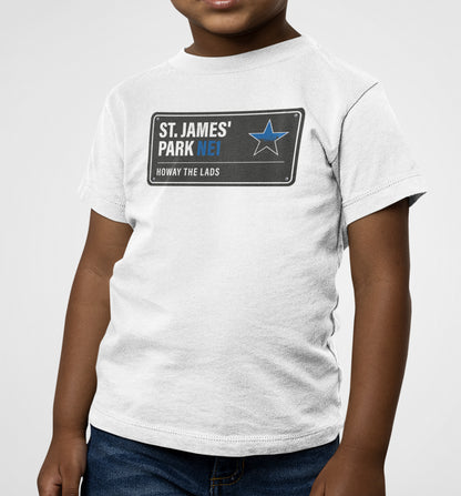 St. James' Park Road Sign Children's T-Shirt