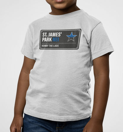 St. James' Park Road Sign Children's T-Shirt